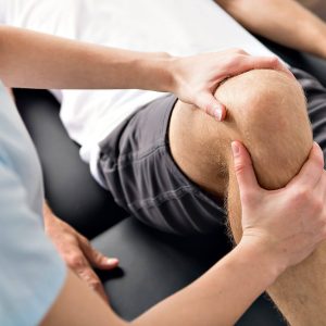 Benefits of Osteopathic Treatment for Knee Pain