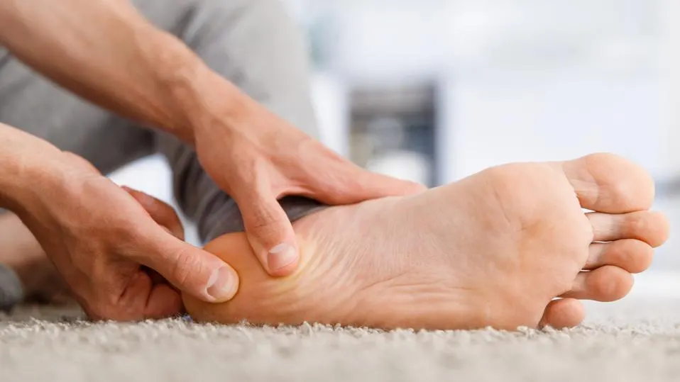 Osteopath For Plantar Fasciitis Causes & Treatment Options
