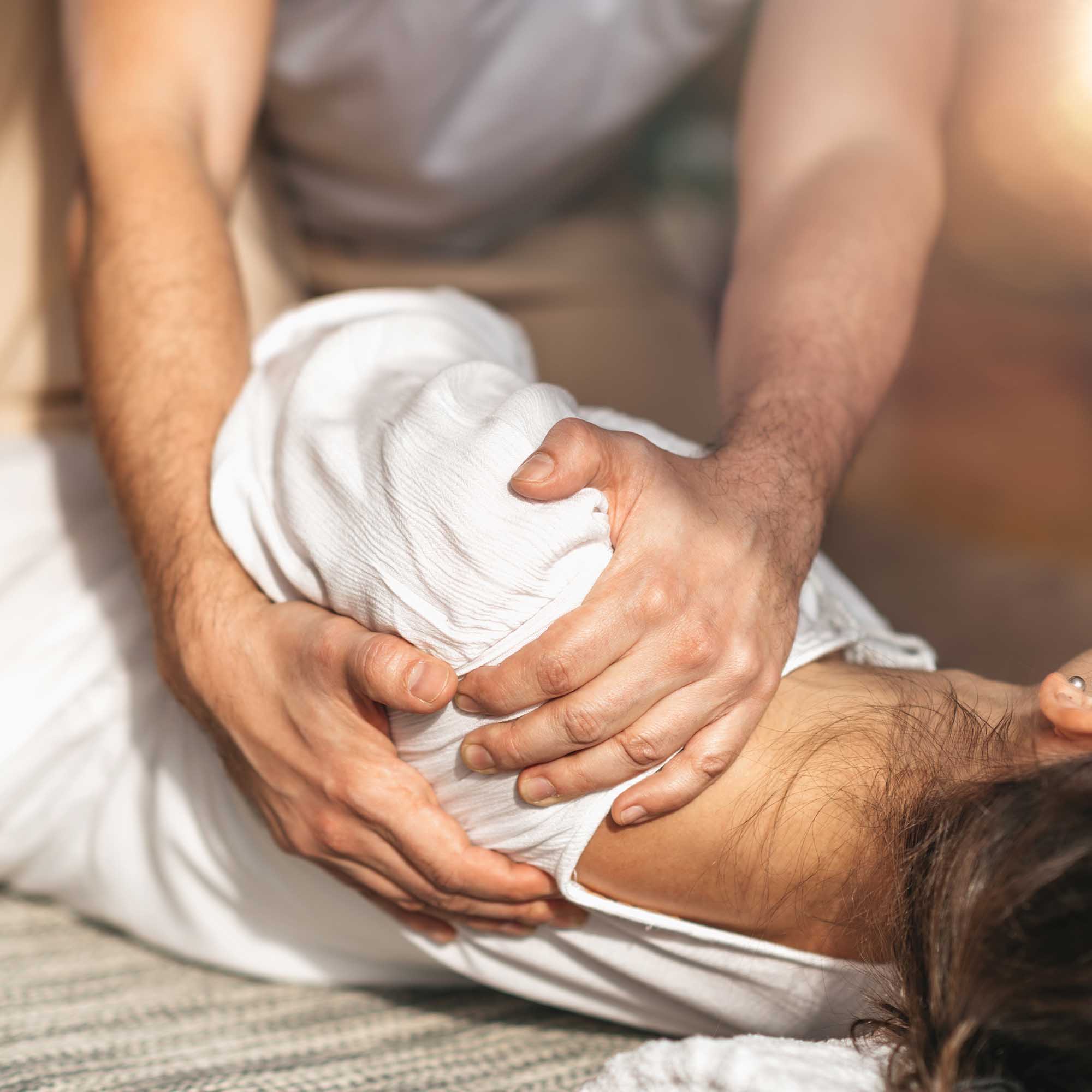 Benefits of Osteopathy for Frozen Shoulder
