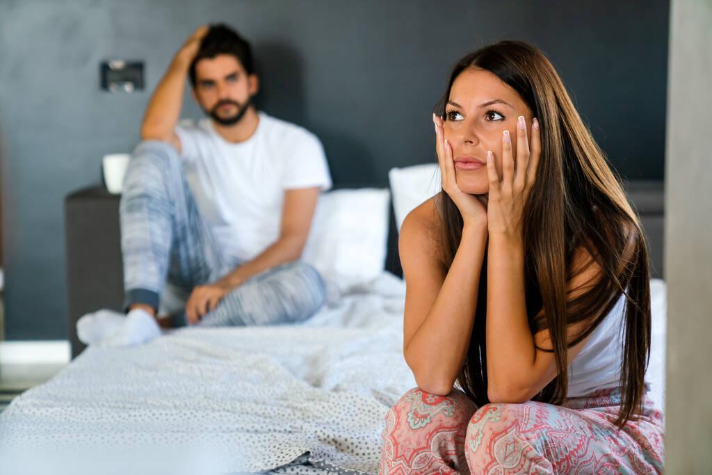 Signs You May Be in a Sexless Relationship from a Dead Bedroom