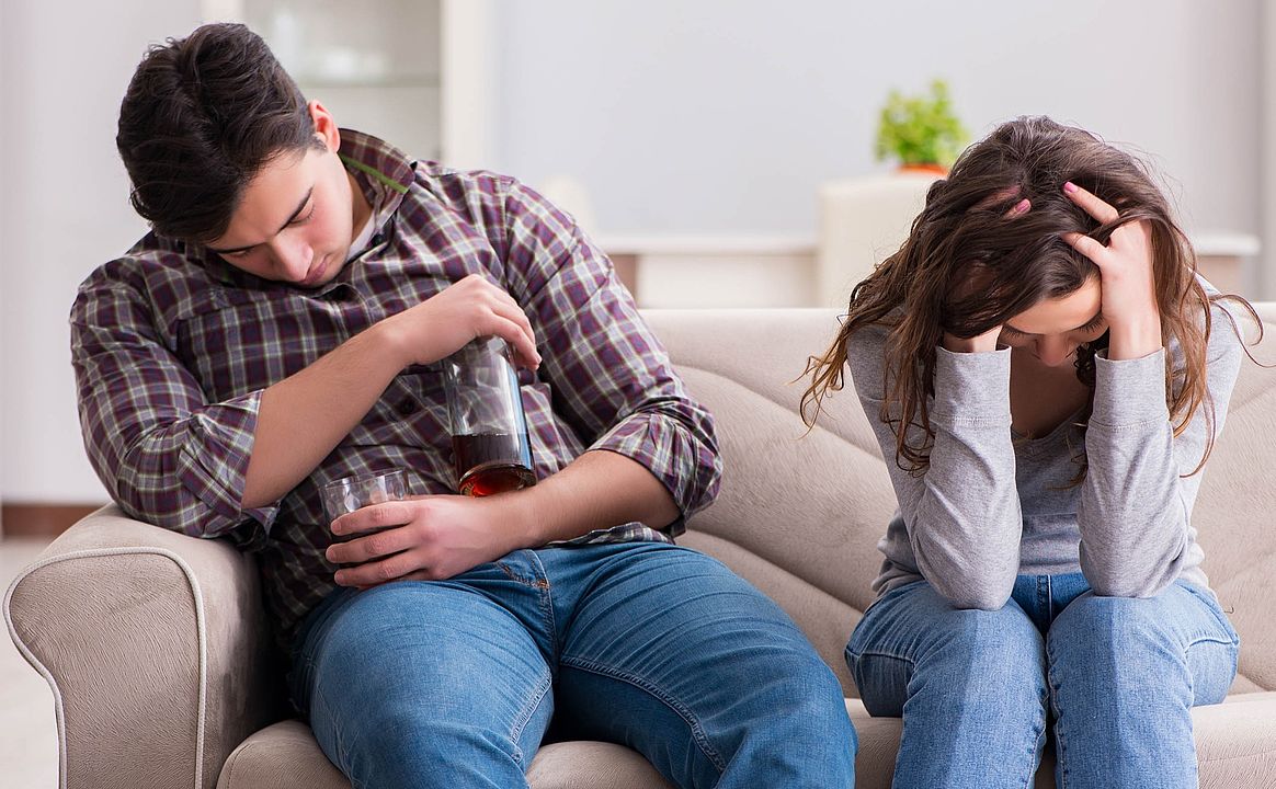 Ways Alcohol Causes Problems in Relationships